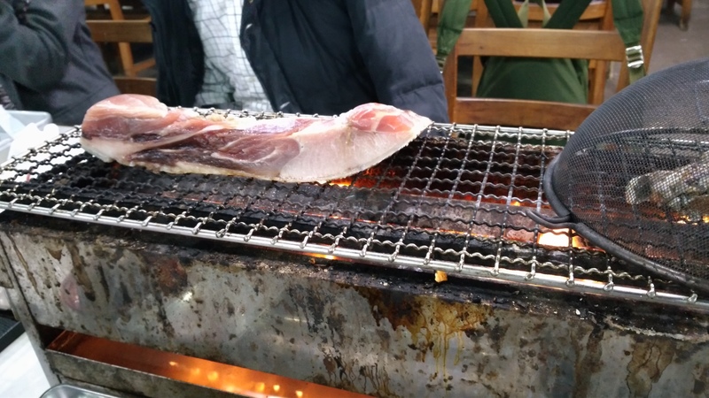 ま ぐ ろ の あ ご に く