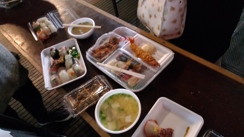 食べすぎて財布がつらい