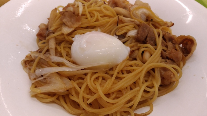学食のすき焼きパスタはおいしくない